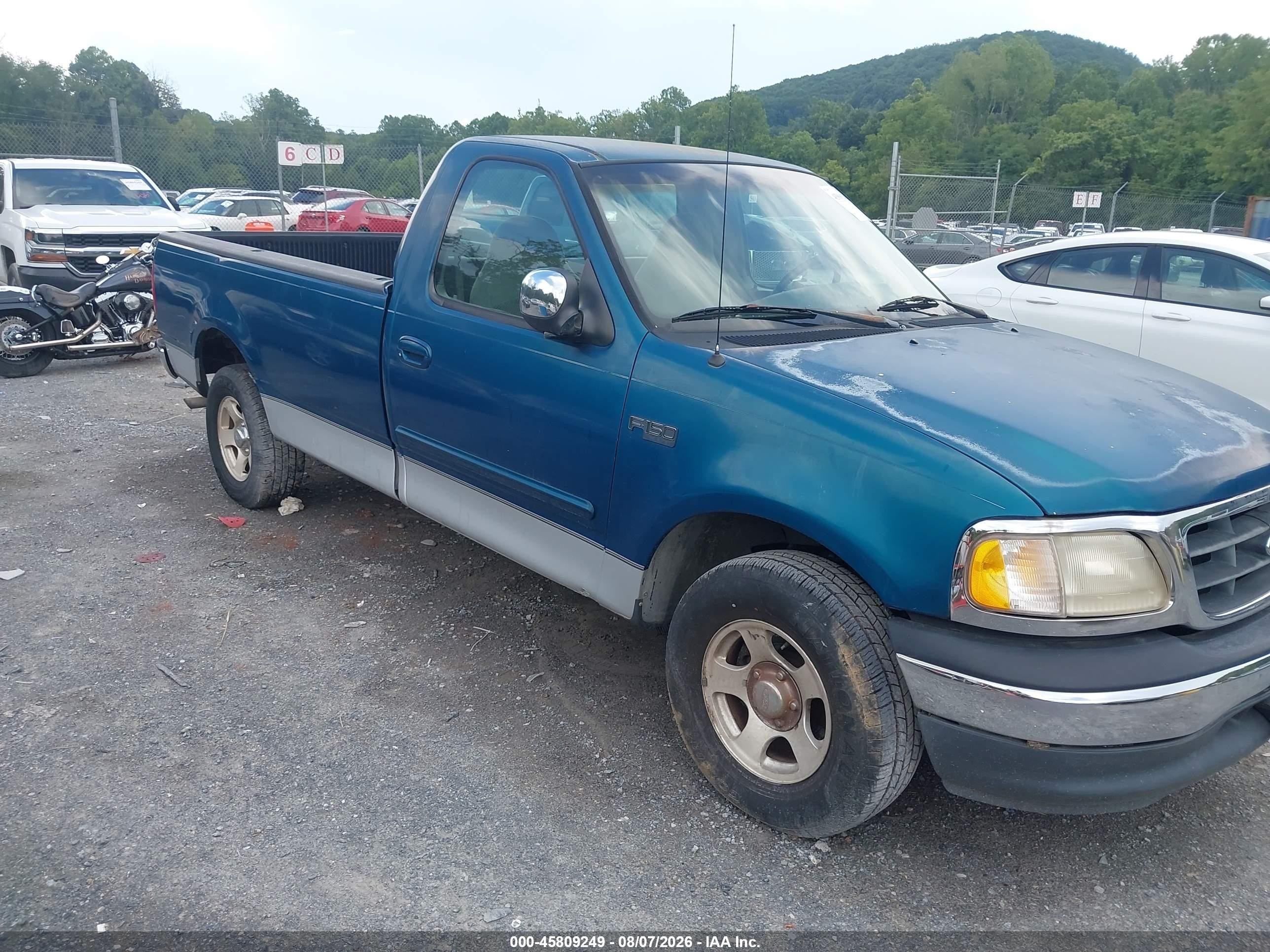 2000 Ford F-150 Work Series/xl/xlt Зеленый vin: 1FTZF1722YNB32162