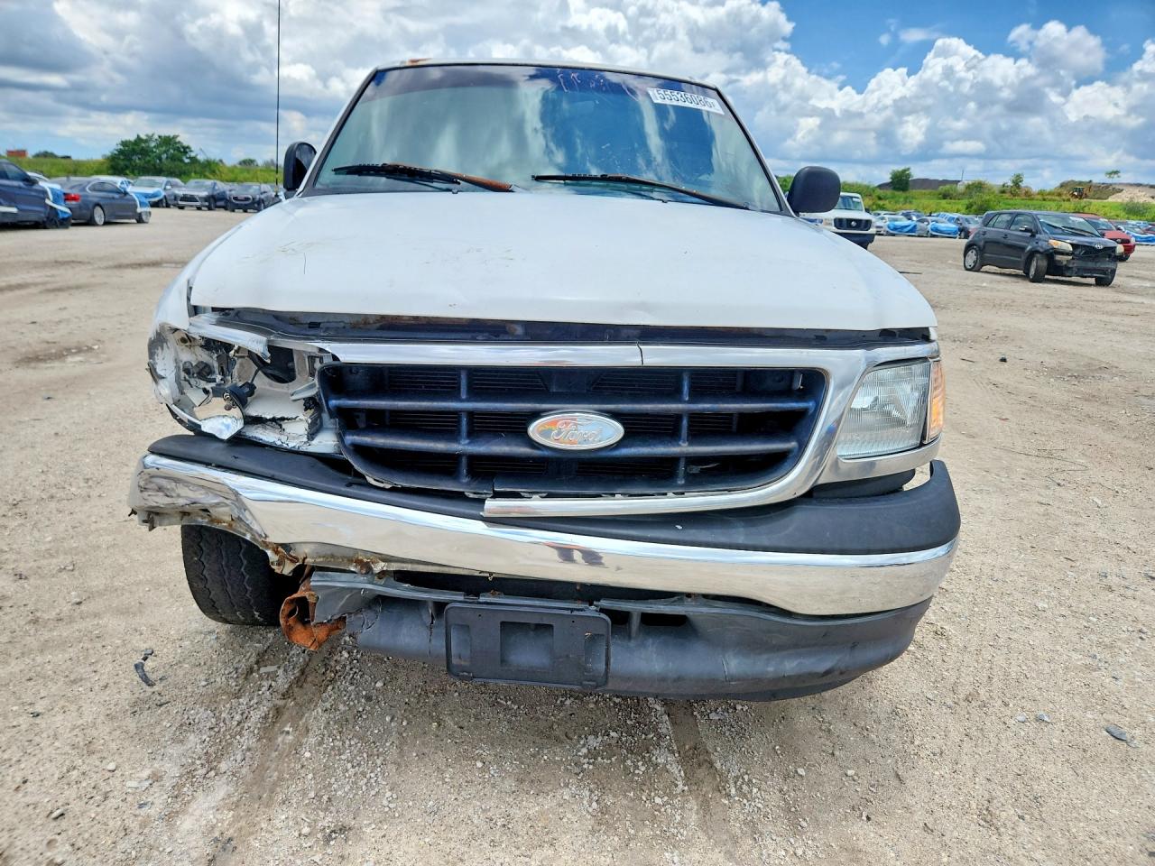 2000 Ford F150 White vin: 1FTZF1723YNA83764