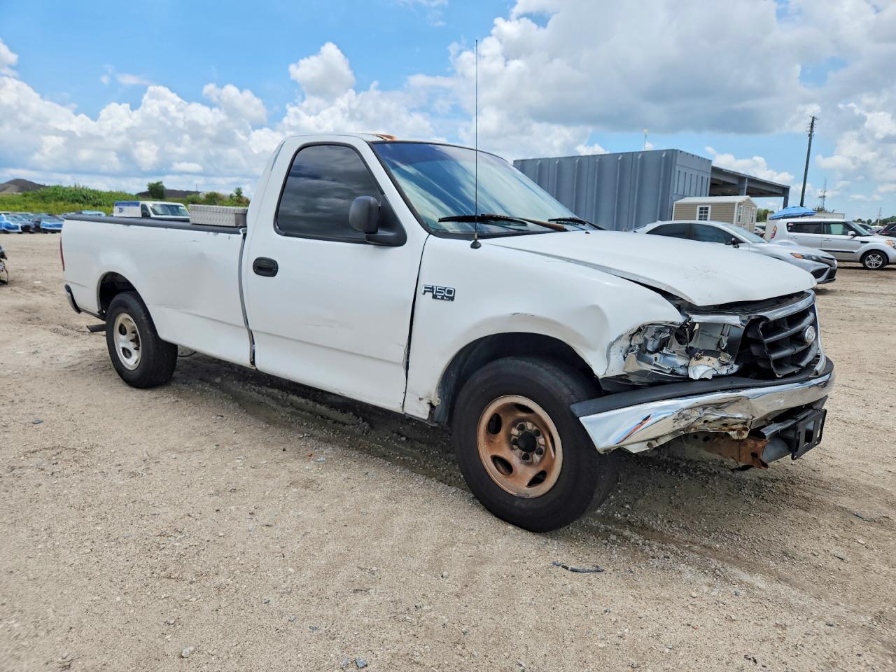 2000 Ford F150 White vin: 1FTZF1723YNA83764