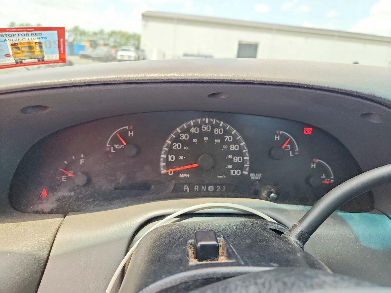 2000 Ford F150 White vin: 1FTZF1723YNB80415
