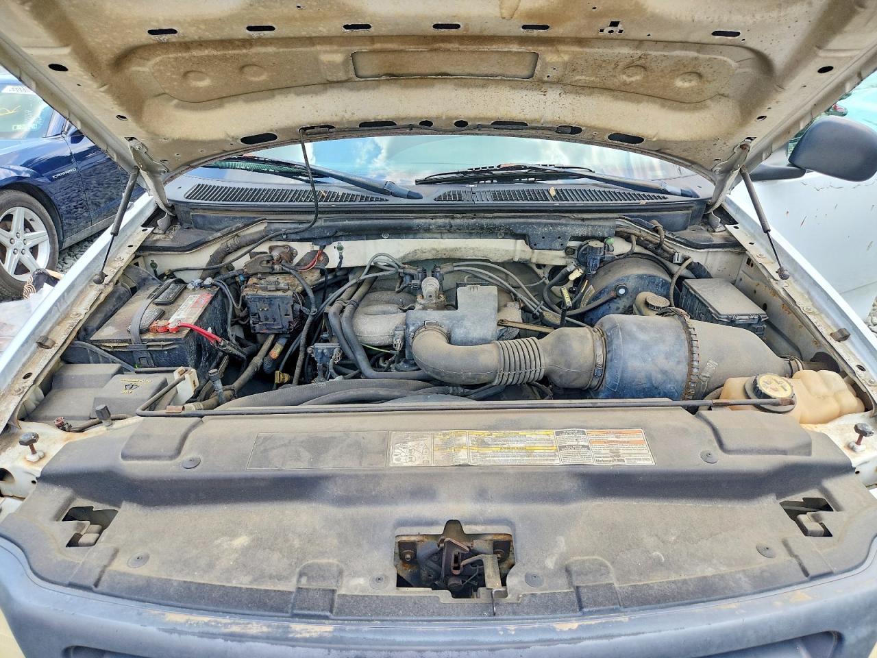 2000 Ford F150 White vin: 1FTZF1723YNB80415
