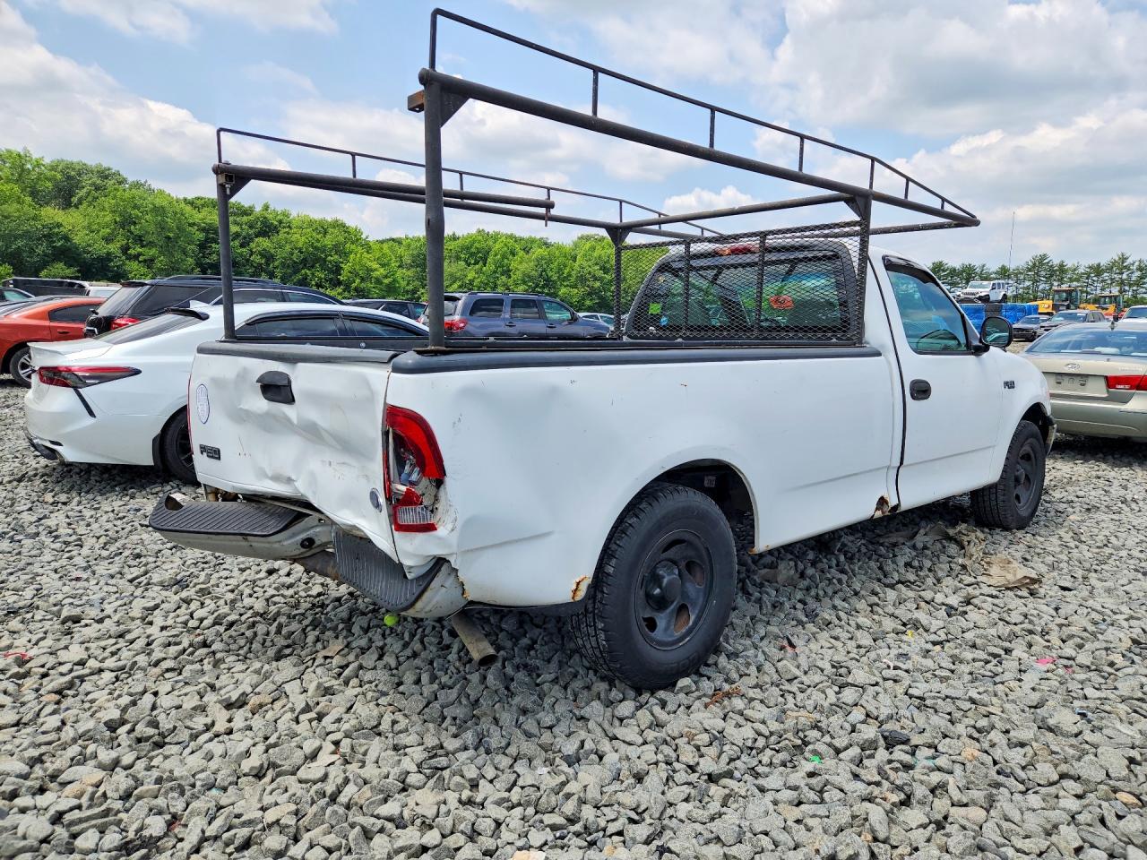 2000 Ford F150 White vin: 1FTZF1723YNB80415