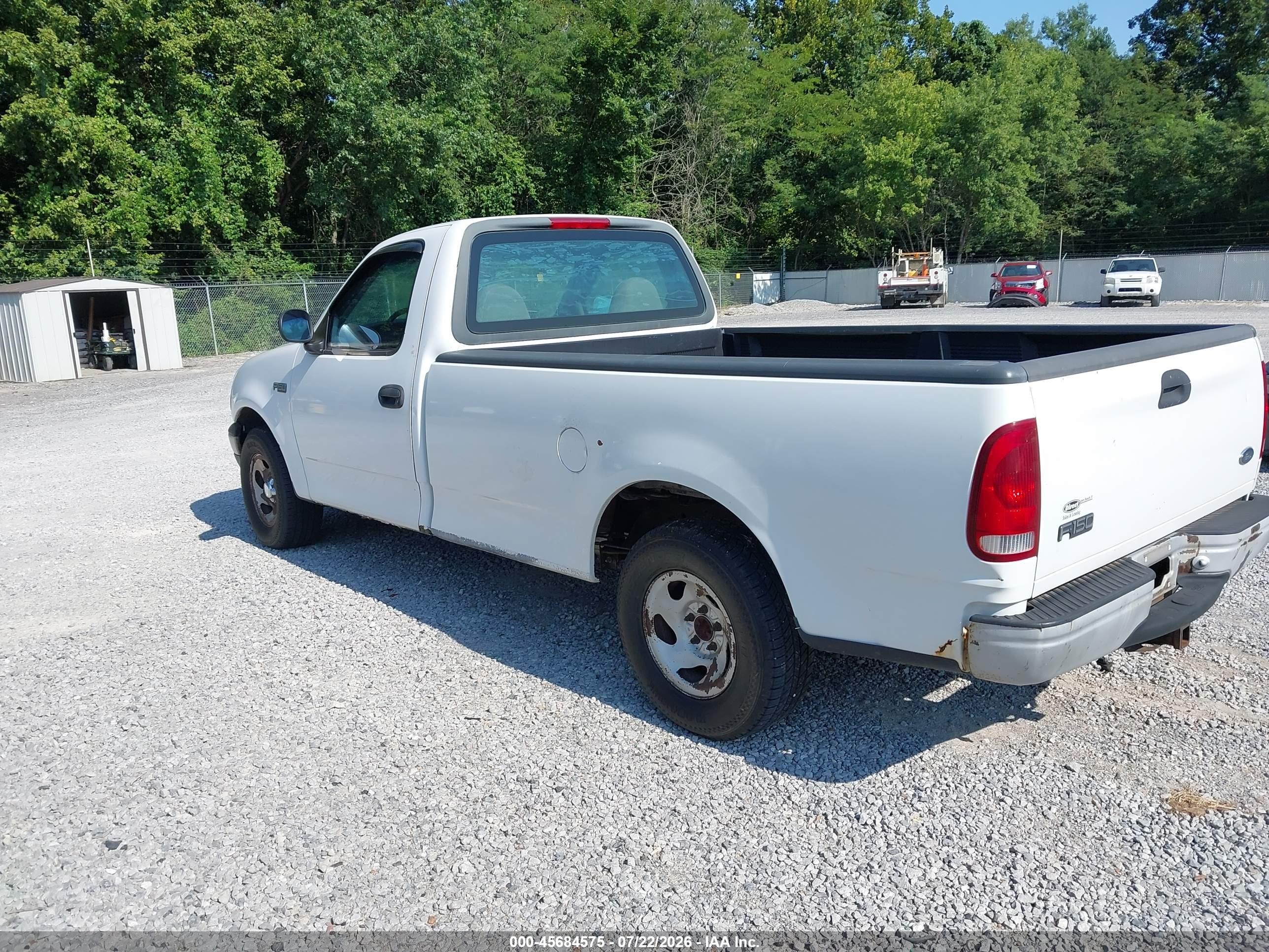 1999 Ford F150   White vin: 1FTZF1724XNA44261
