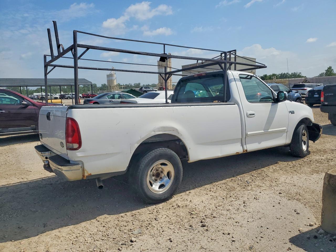1999 Ford F150 White vin: 1FTZF1726XKA77151