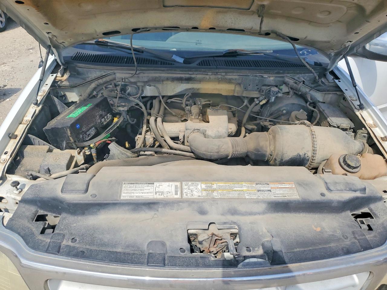 1999 Ford F150 White vin: 1FTZF1726XKA77151