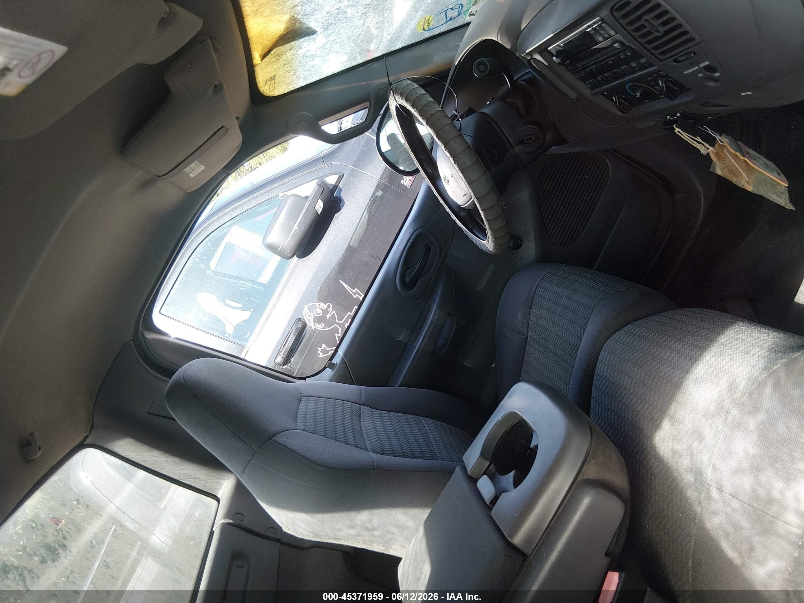 2001 Ford F-150 Xl/xlt Gray vin: 1FTZF17271NC00638