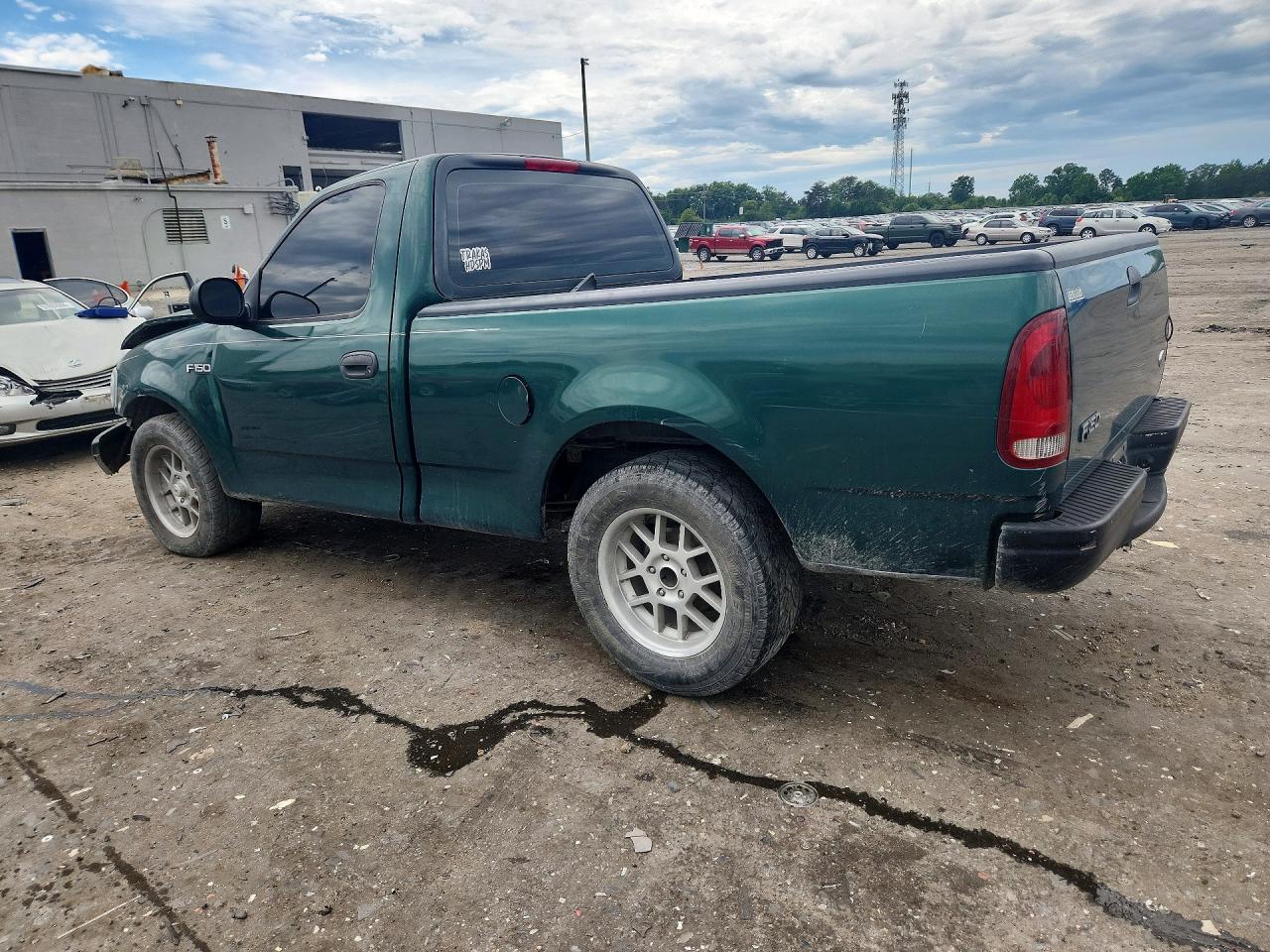 1999 Ford F150 Зеленый vin: 1FTZF1727XNB93277
