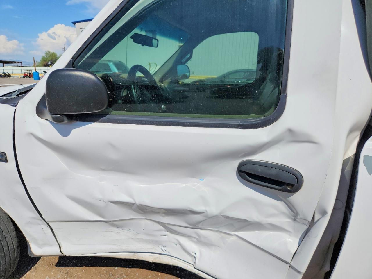 1998 Ford F150 White vin: 1FTZF1729WKA68426
