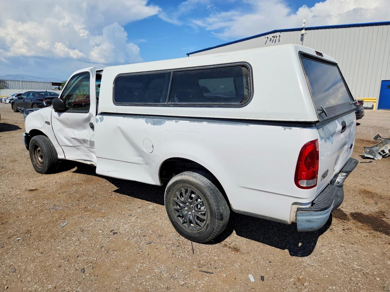1998 Ford F150 White vin: 1FTZF1729WKA68426