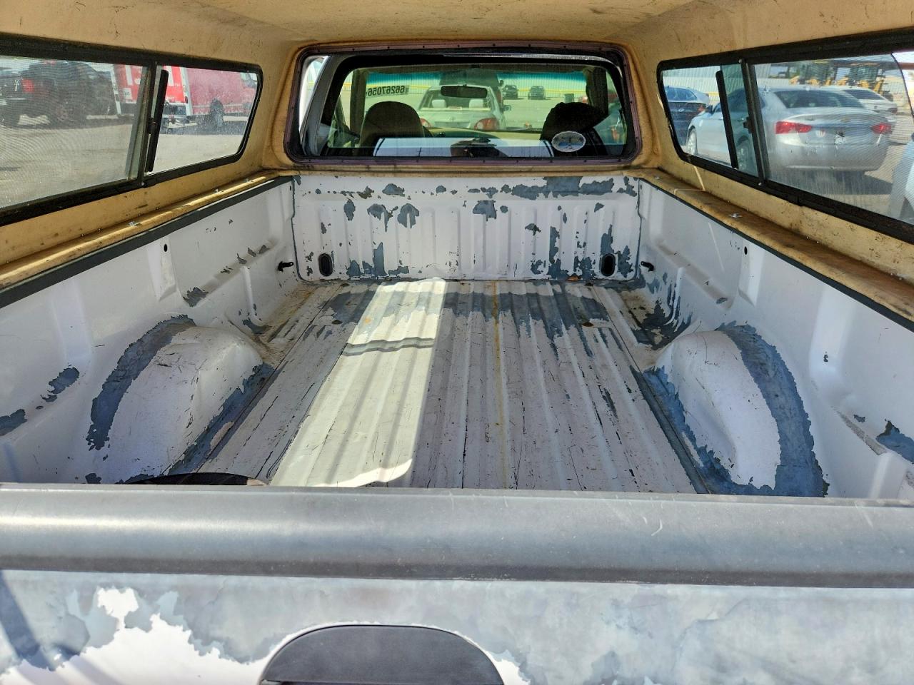 1998 Ford F150 White vin: 1FTZF1729WKA68426