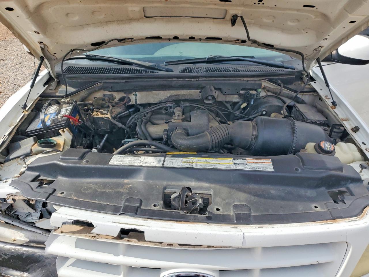 2000 Ford F150 White vin: 1FTZF1729YKA60944