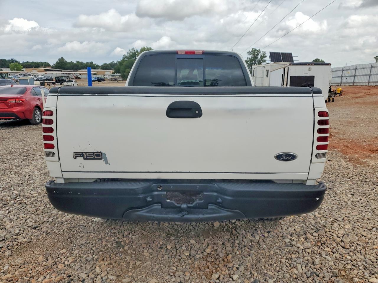 2000 Ford F150 White vin: 1FTZF1729YKA60944