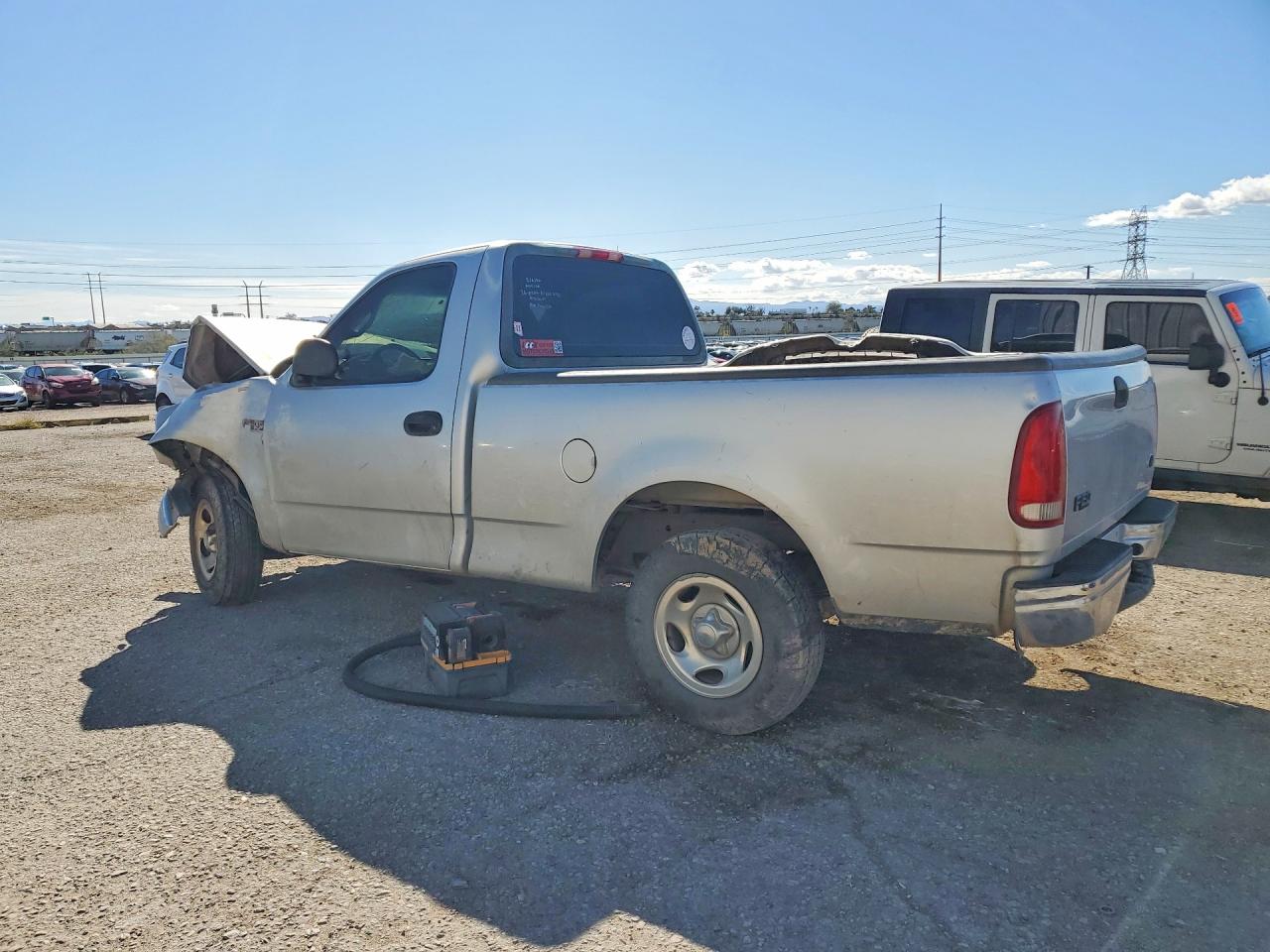 2000 Ford F150 Silver vin: 1FTZF1729YKB26876