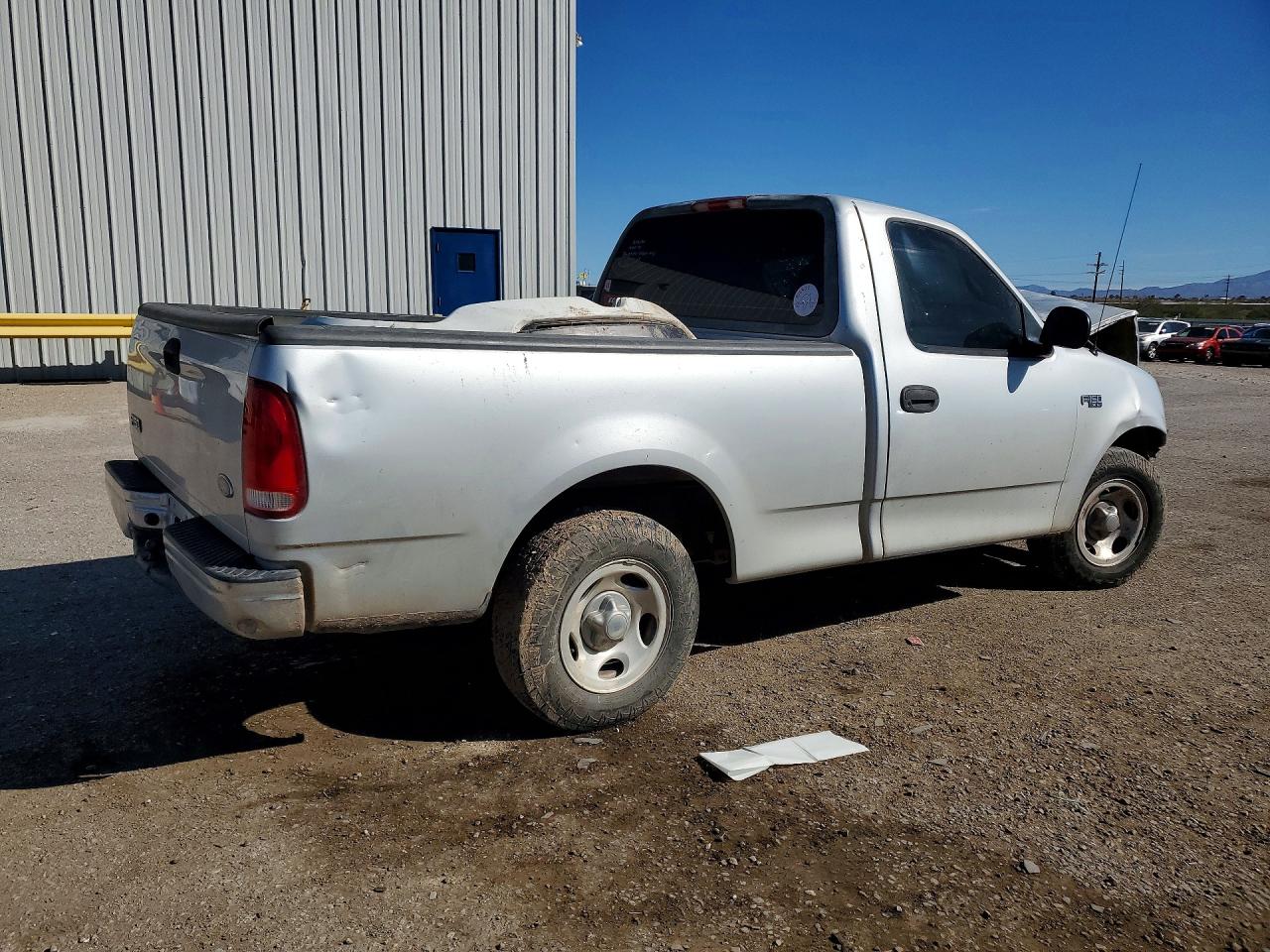 2000 Ford F150 Silver vin: 1FTZF1729YKB26876