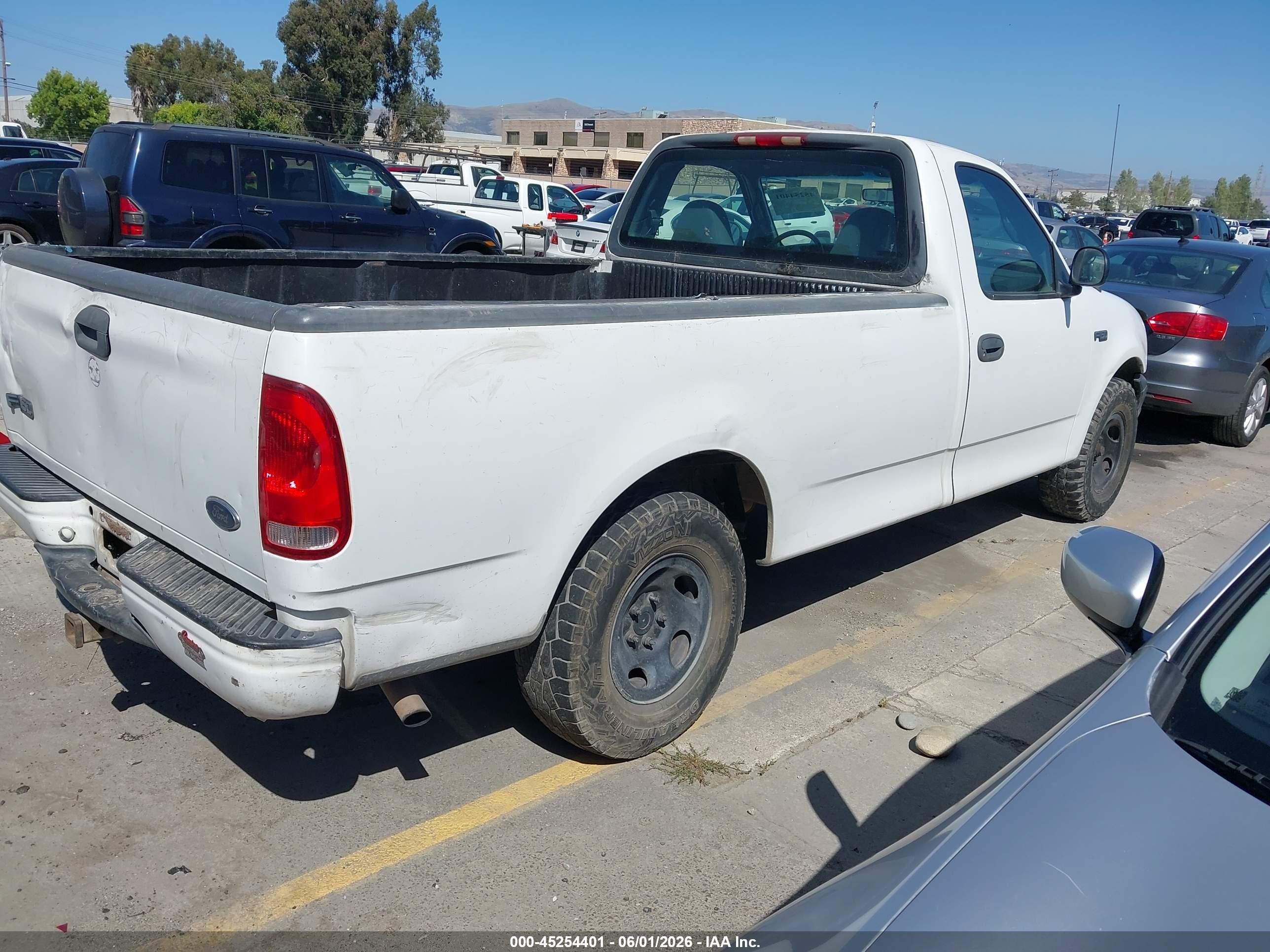 2000 Ford F150 White vin: 1FTZF1729YNC07519