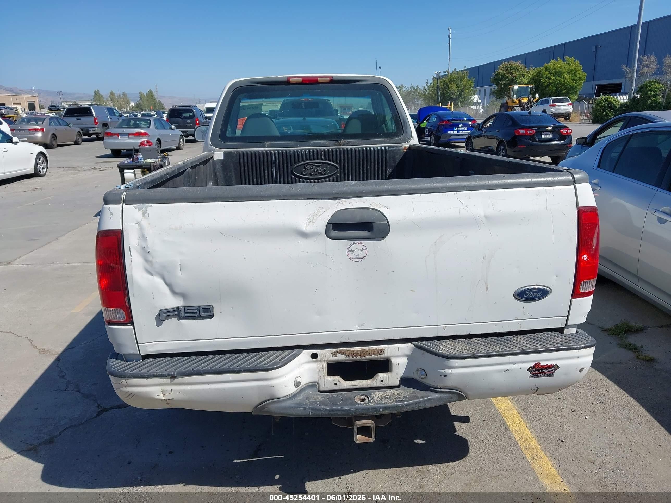 2000 Ford F150 White vin: 1FTZF1729YNC07519