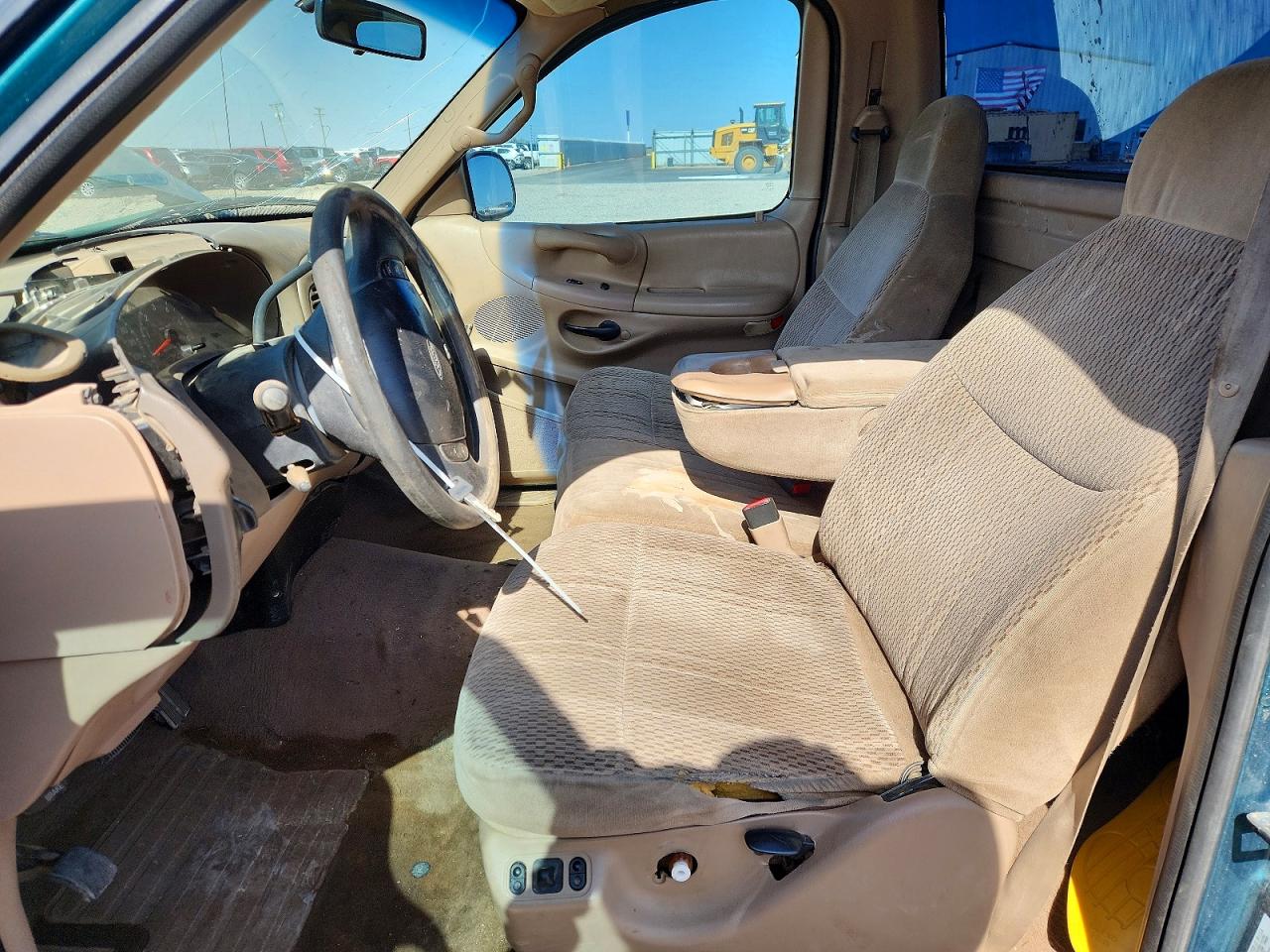 1998 Ford F150 Green vin: 1FTZF1767WKB99860
