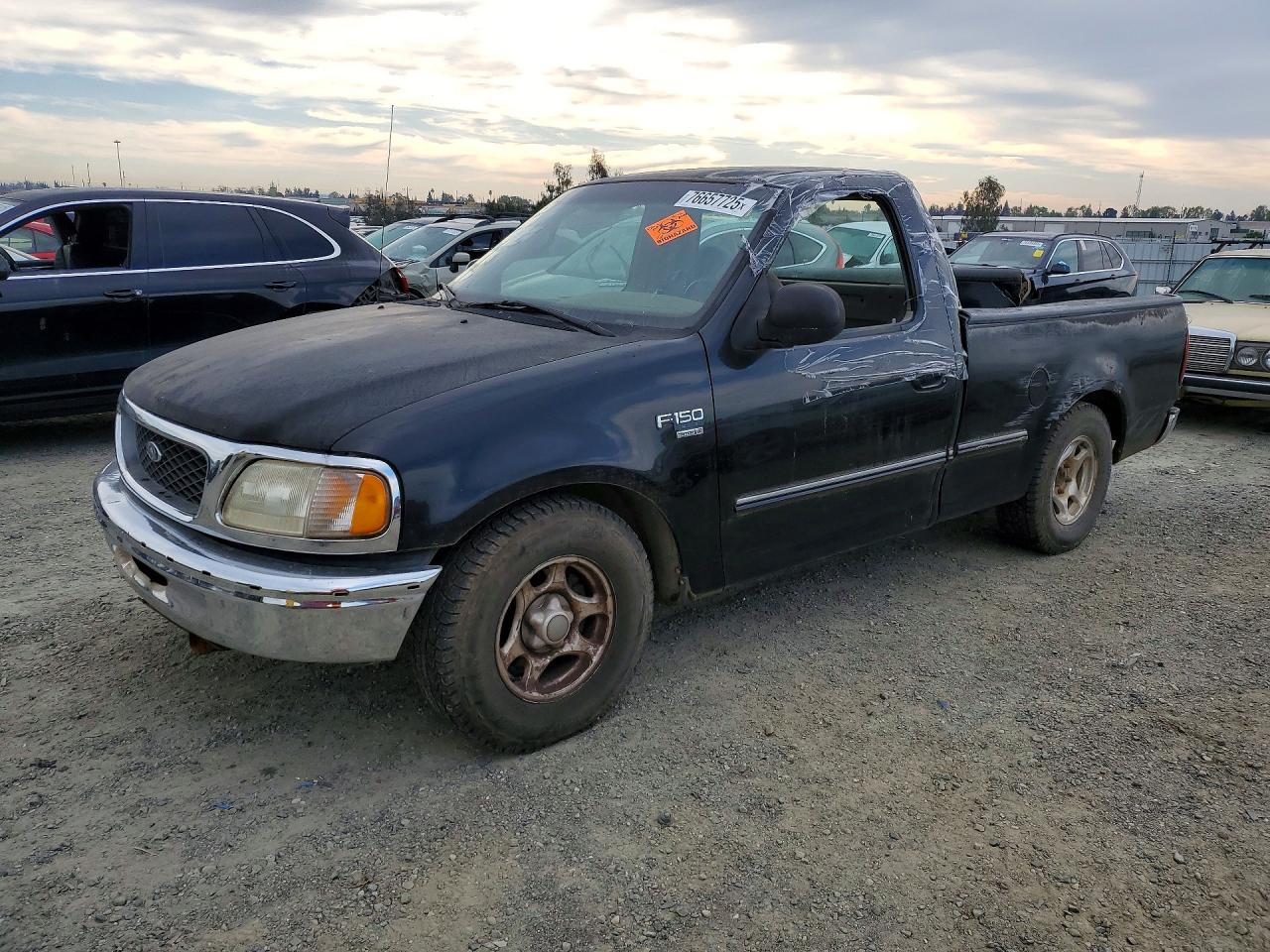 1998 Ford F150 Black vin: 1FTZF17W8WKB95011