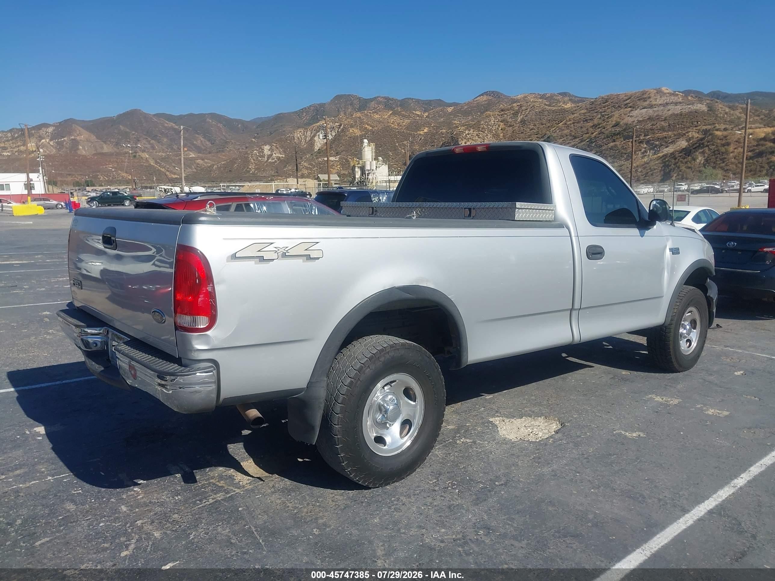 2000 Ford F-150 Work Series/xl/xlt Silver vin: 1FTZF1820YKA81115