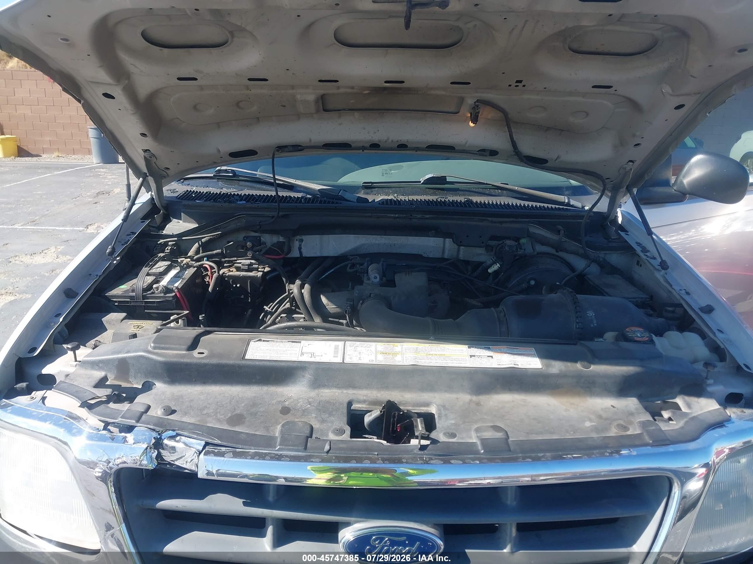 2000 Ford F-150 Work Series/xl/xlt Silver vin: 1FTZF1820YKA81115