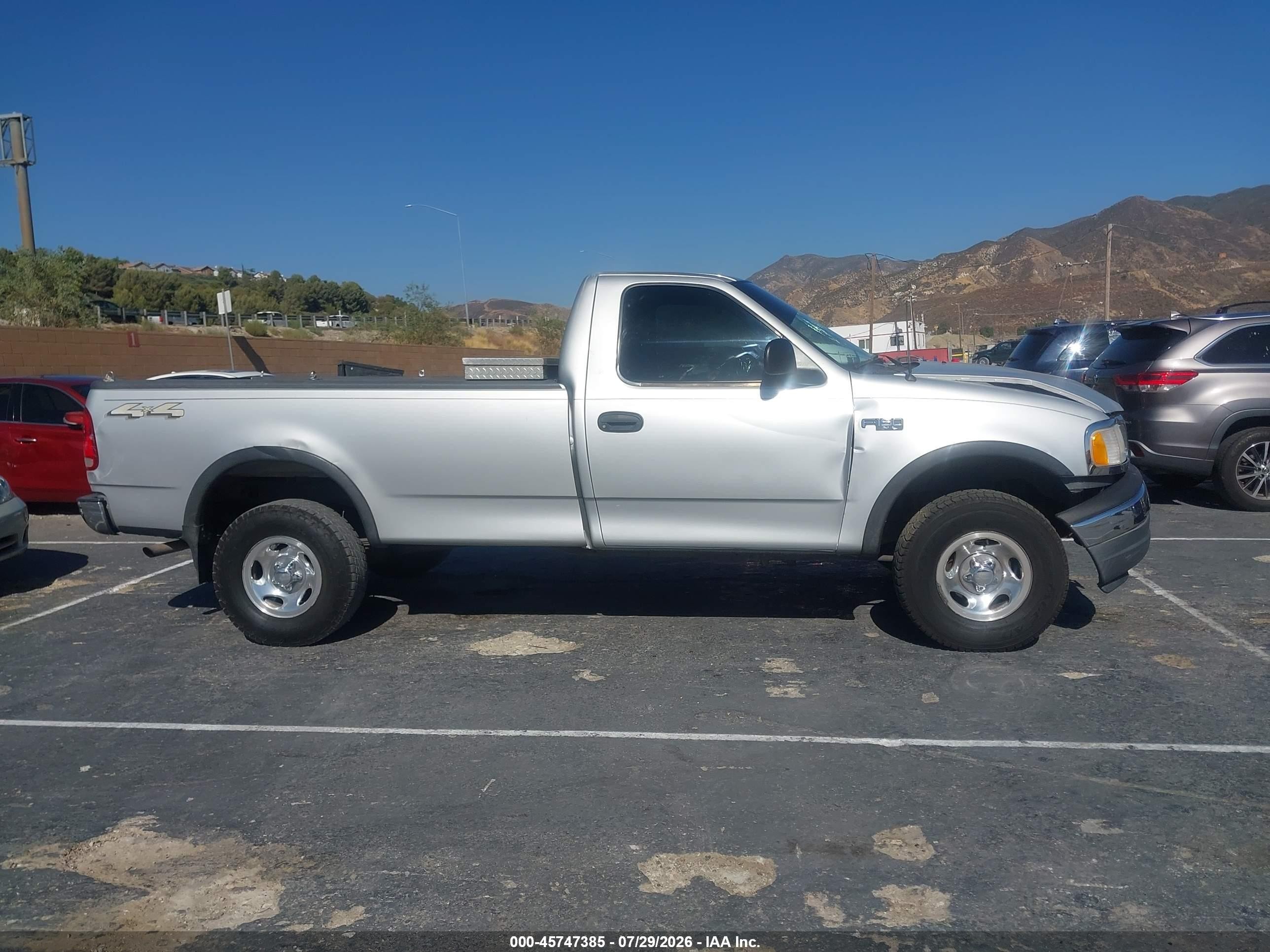 2000 Ford F-150 Work Series/xl/xlt Silver vin: 1FTZF1820YKA81115