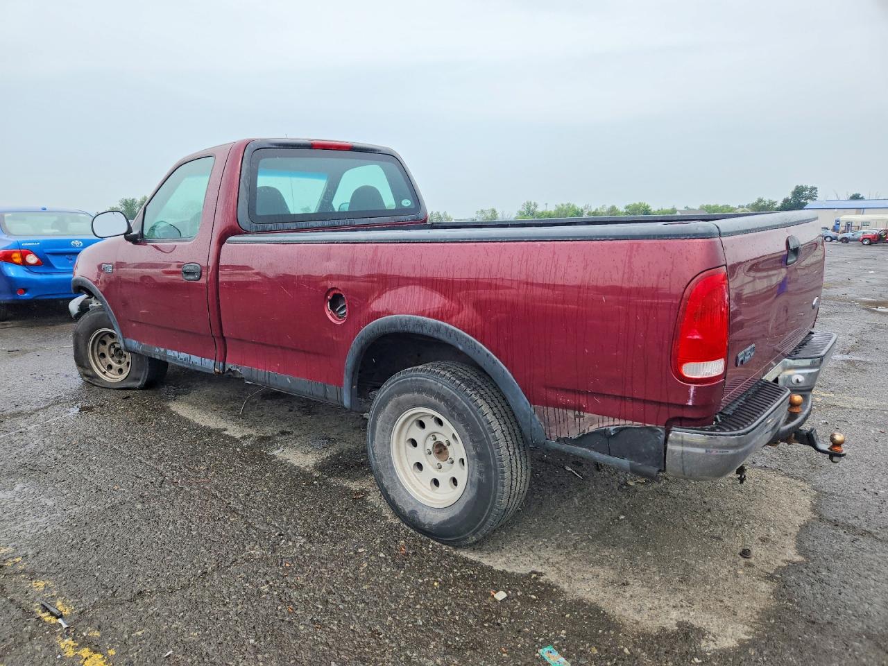 1999 Ford F150 Maroon vin: 1FTZF1825XNA73315