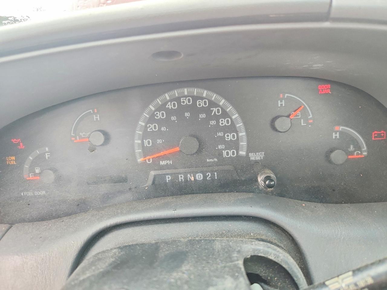 1999 Ford F150 Maroon vin: 1FTZF1825XNA73315