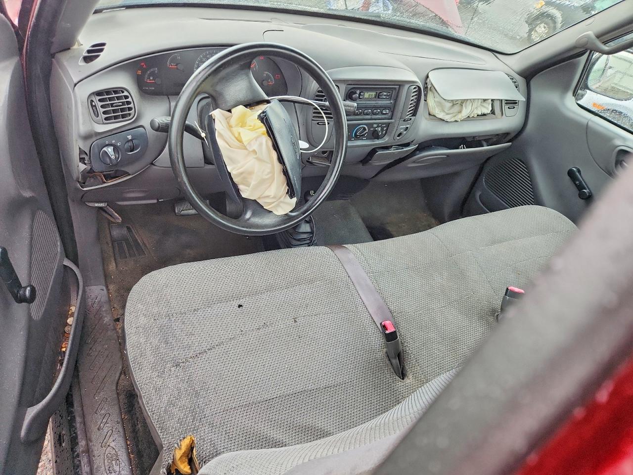 1999 Ford F150 Maroon vin: 1FTZF1825XNA73315