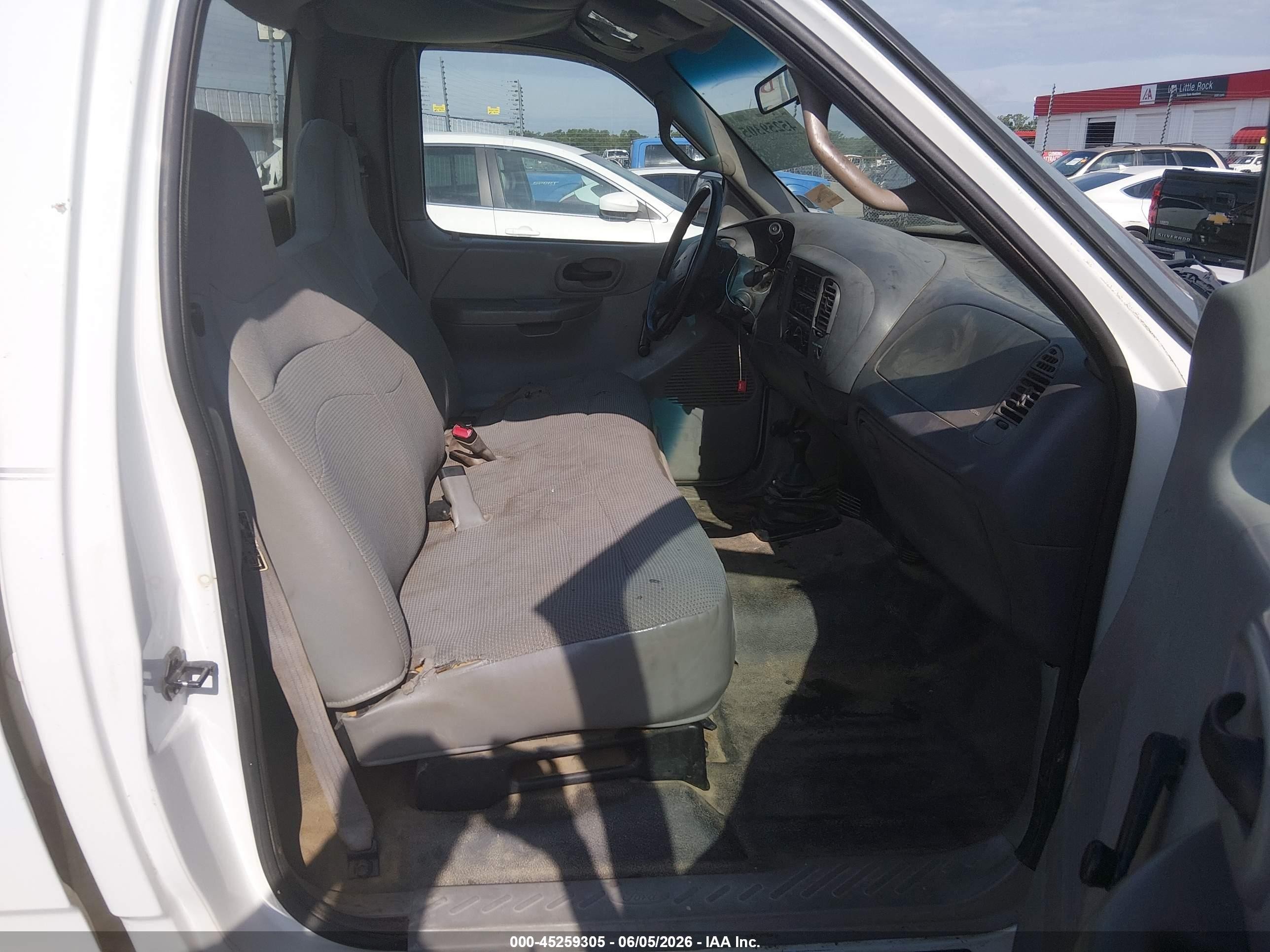 2000 Ford F-150 Work Series/xl/xlt White vin: 1FTZF1825YNB33563