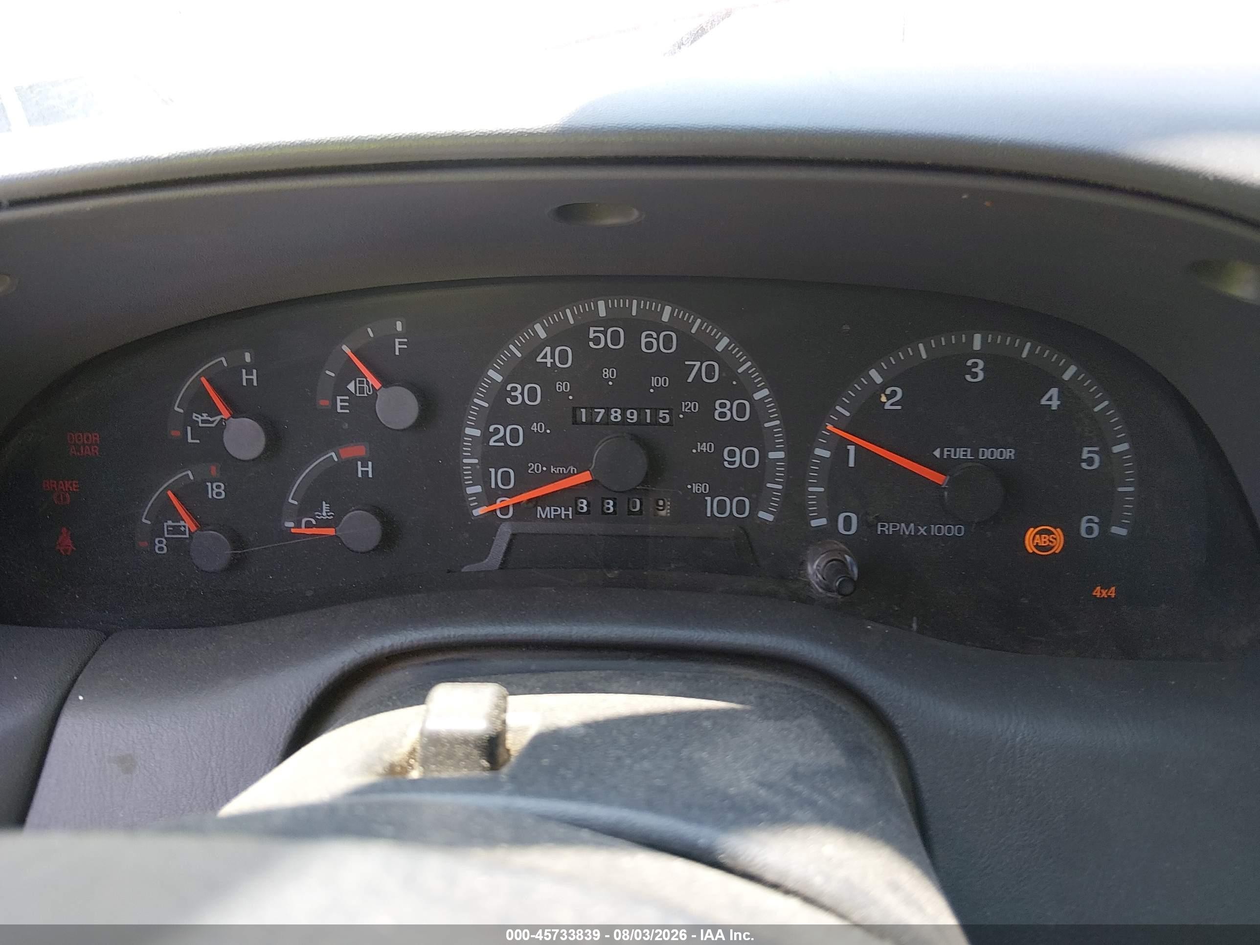 1998 Ford F-150 Standard/xl/xlt Red vin: 1FTZF1826WKB49527