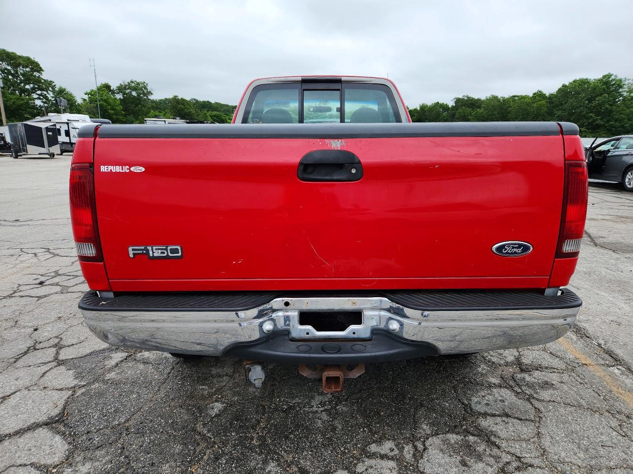1998 Ford F150 Red vin: 1FTZF18W6WKA99456