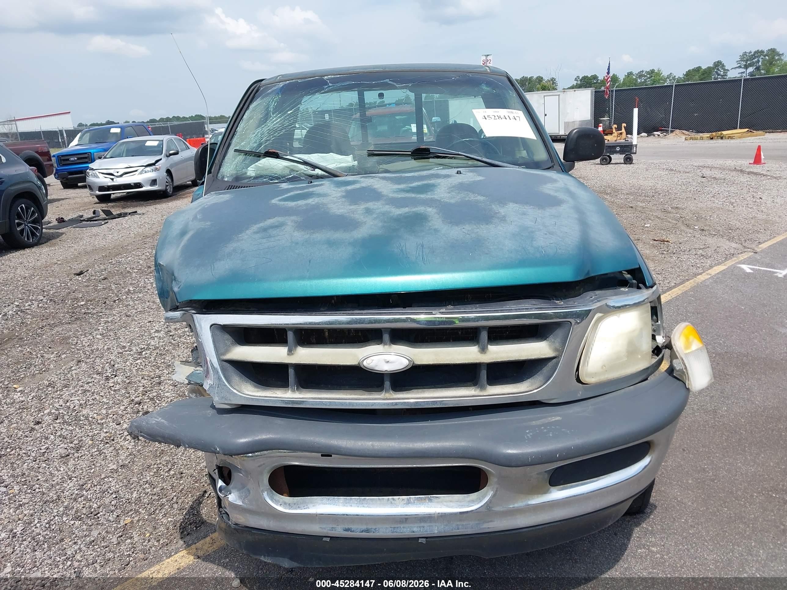 1998 Ford F-150 Lariat/standard/xl/xlt Зеленый vin: 1FTZF18WXWNA65311