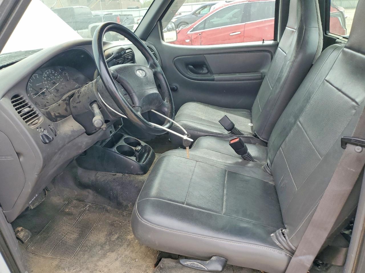 2001 Ford Ranger White vin: 1FTZR11E91TA94988