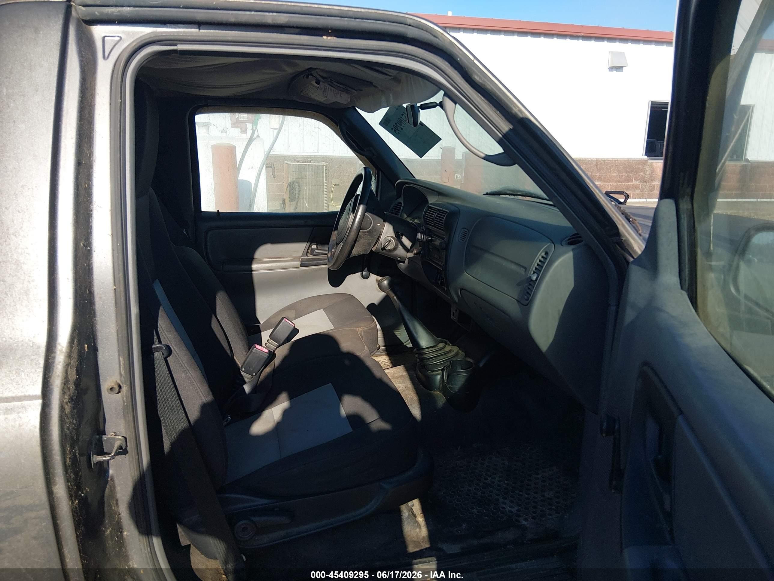 2004 Ford Ranger Edge Серый vin: 1FTZR11U24PB28676