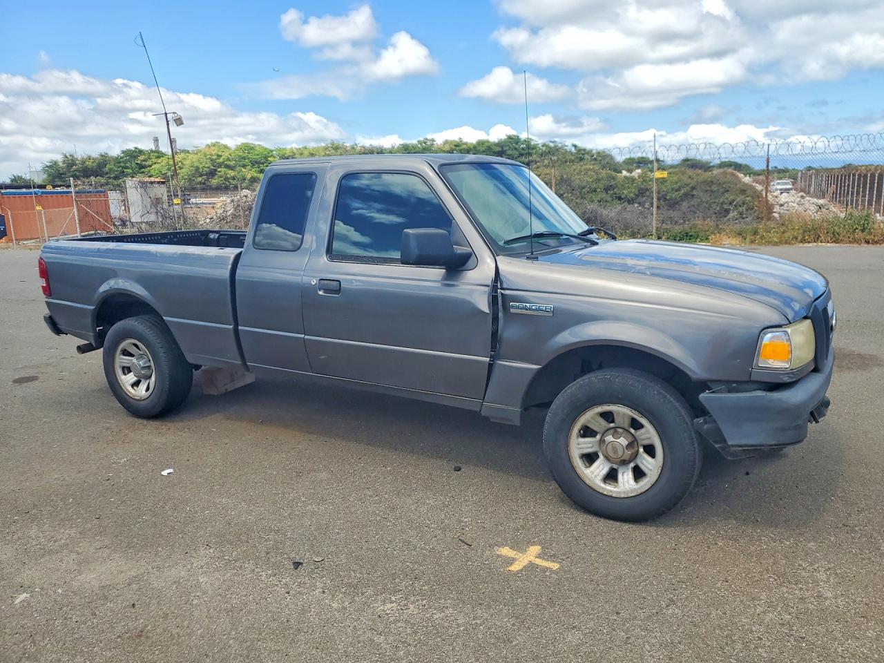 2009 Ford Ranger Super Cab Gray vin: 1FTZR14E29PA06766