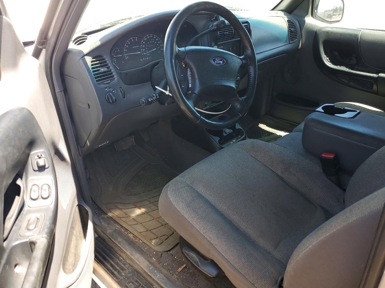 2001 Ford Ranger Super Cab Silver vin: 1FTZR15E01PB65837