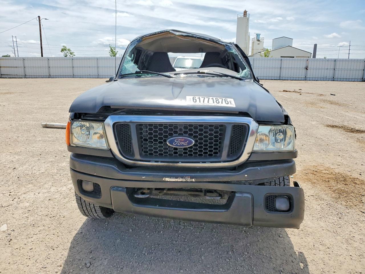 2005 Ford Ranger Super Cab Black vin: 1FTZR15E05PA88151