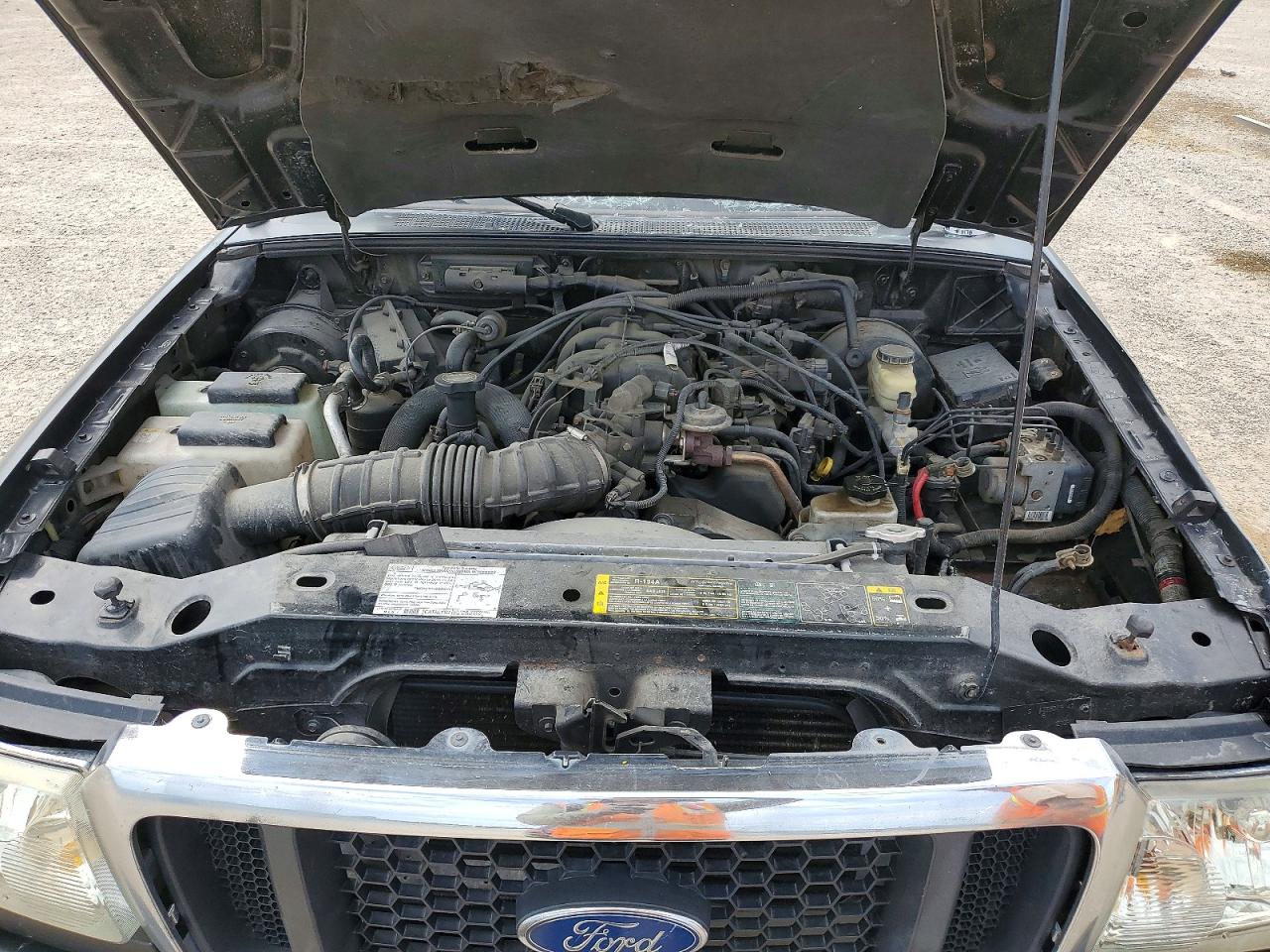 2005 Ford Ranger Super Cab Black vin: 1FTZR15E05PA88151
