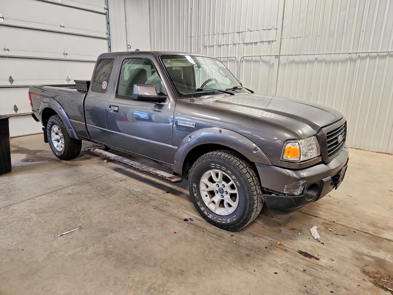 2009 Ford Ranger Super Cab Серый vin: 1FTZR15E09PA18168