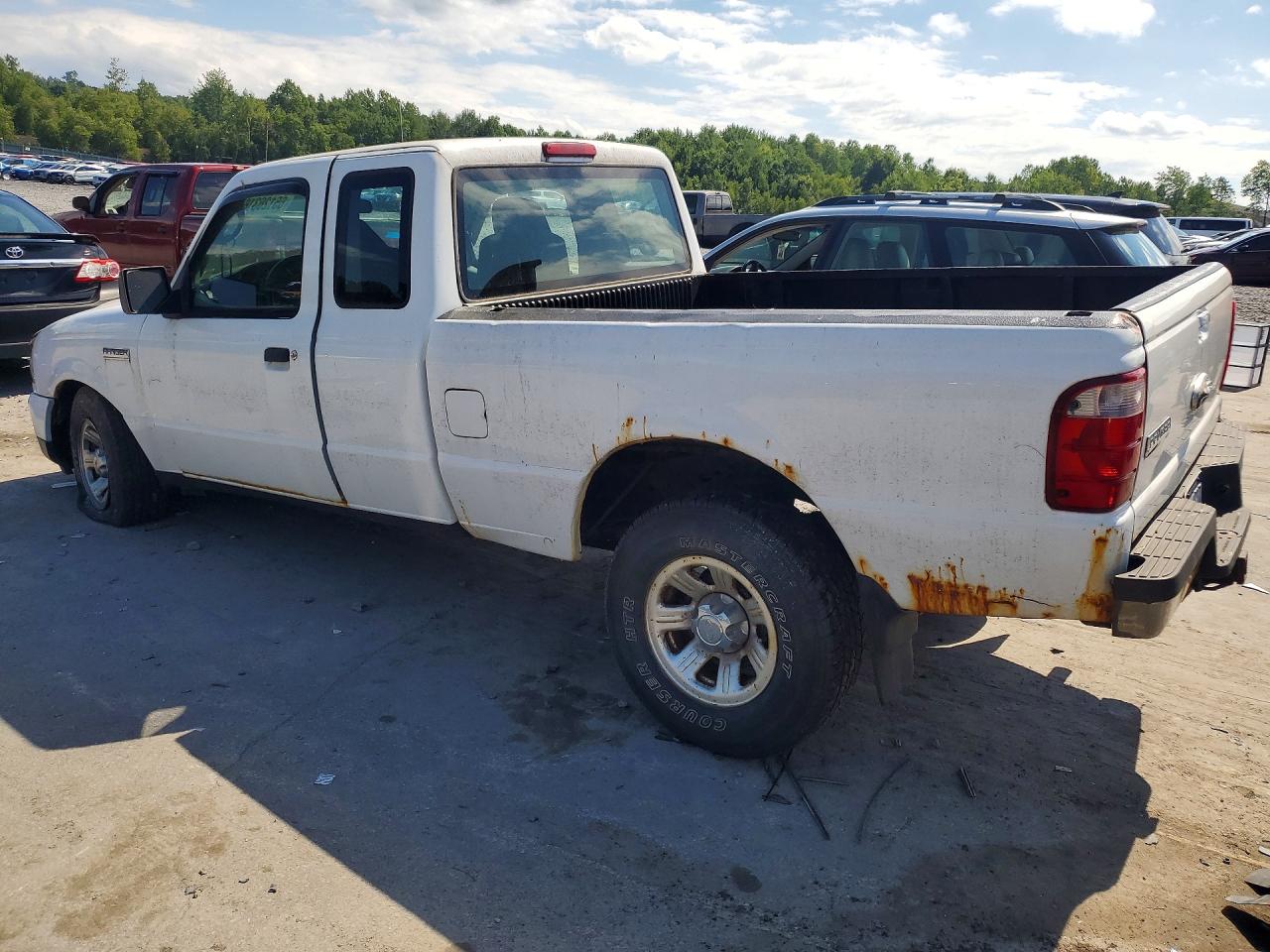 2009 Ford Ranger Super Cab White vin: 1FTZR15E09PA42454