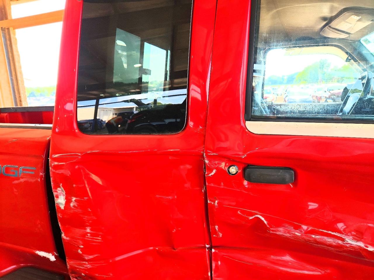 2001 Ford Ranger Super Cab Red vin: 1FTZR15E11TA48386