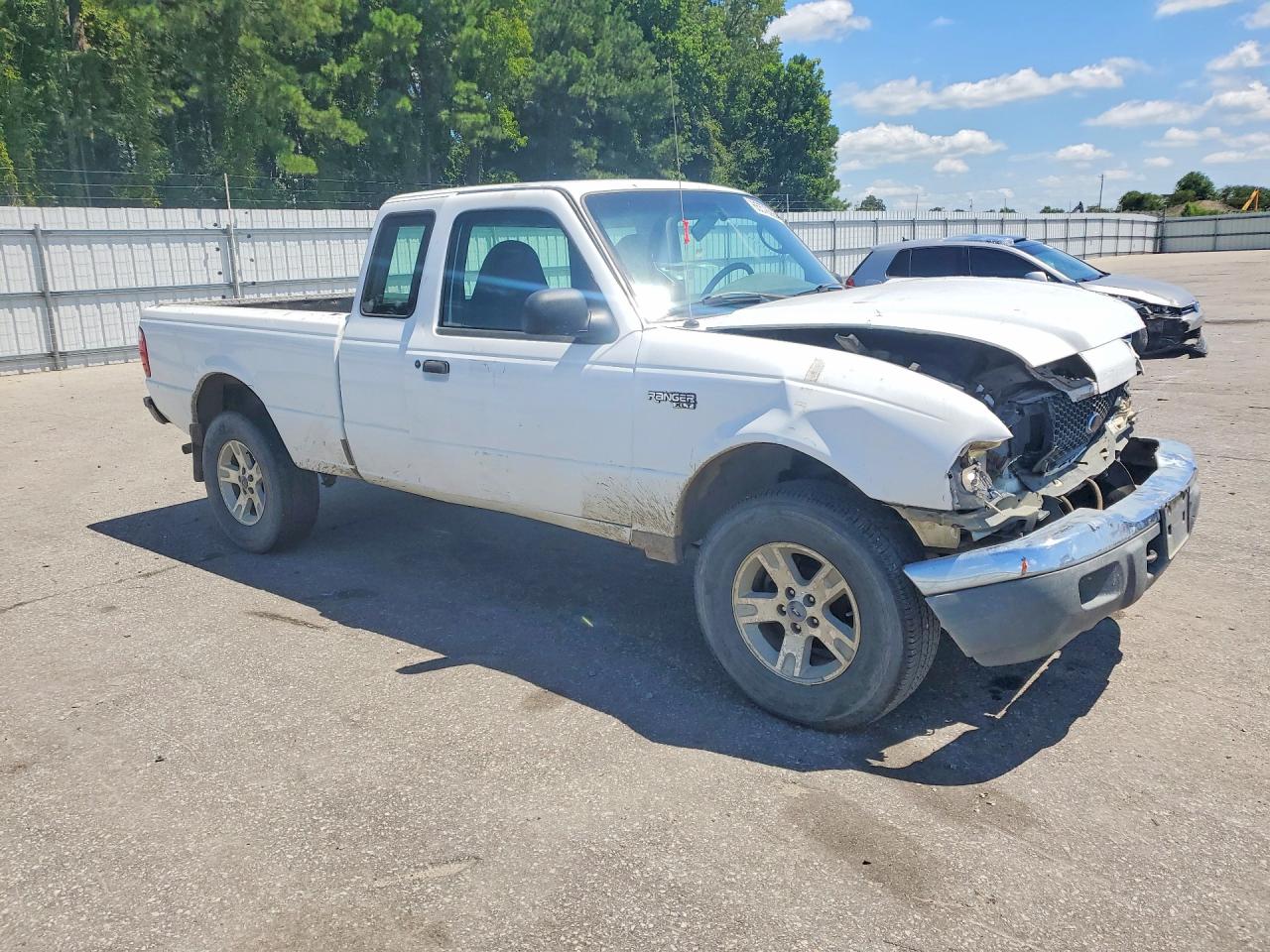 2003 Ford Ranger Super Cab White vin: 1FTZR15E13TA29131