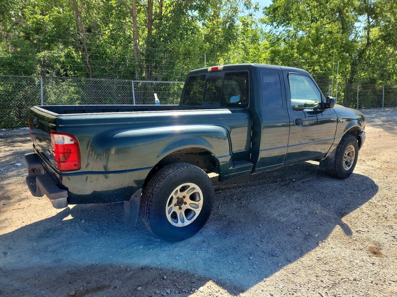2002 Ford Ranger Super Cab Green vin: 1FTZR15E22PB46515