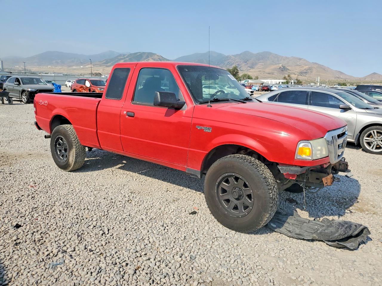 2011 Ford Ranger Super Cab Red vin: 1FTZR15E36PA05264