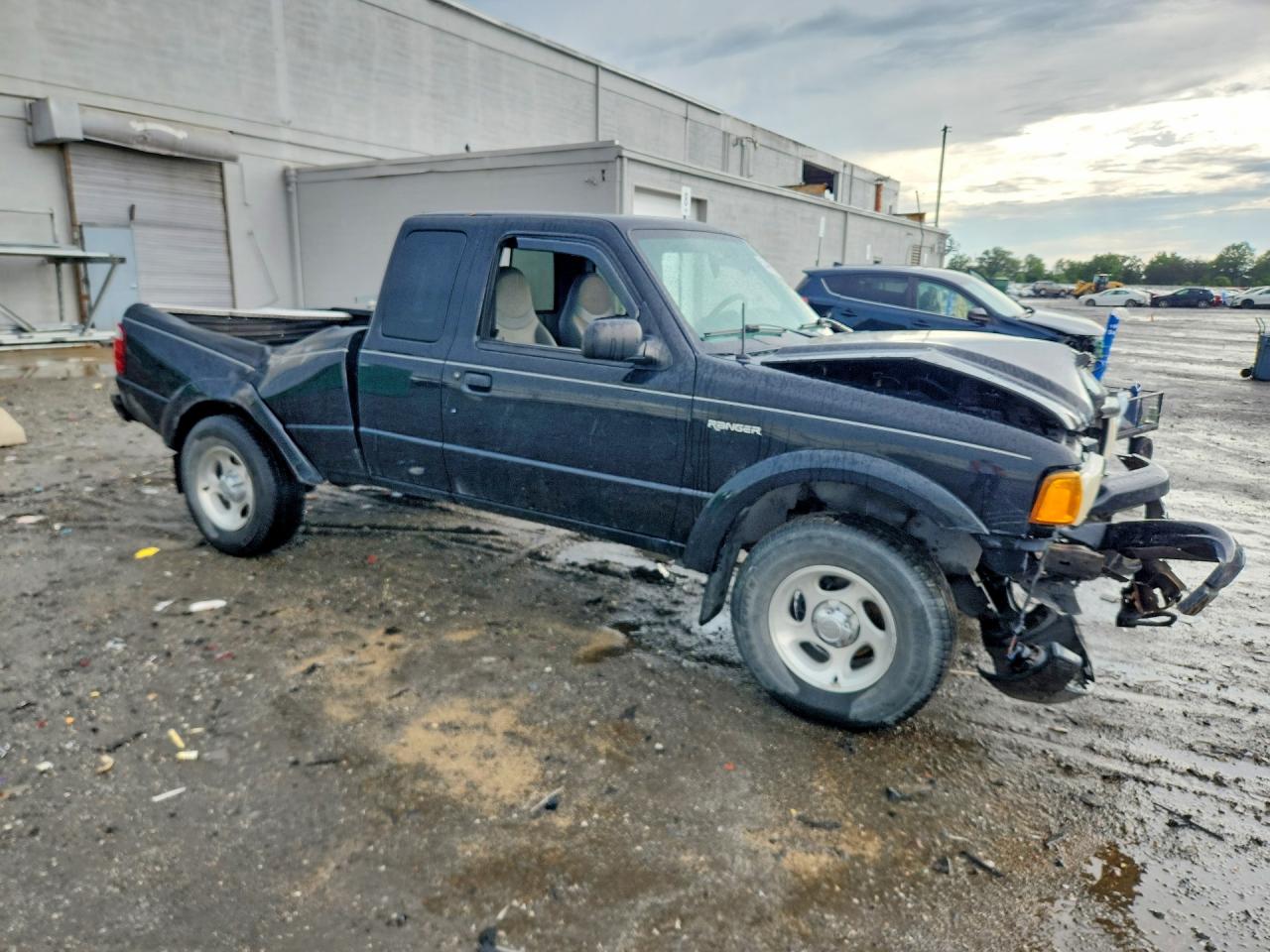 2001 Ford Ranger Super Cab Black vin: 1FTZR15E41TA21537