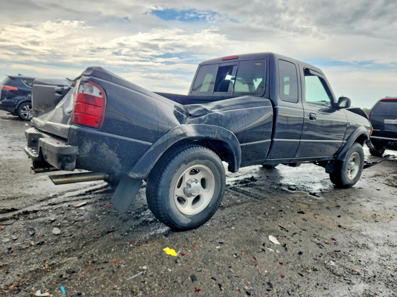 2001 Ford Ranger Super Cab Black vin: 1FTZR15E41TA21537