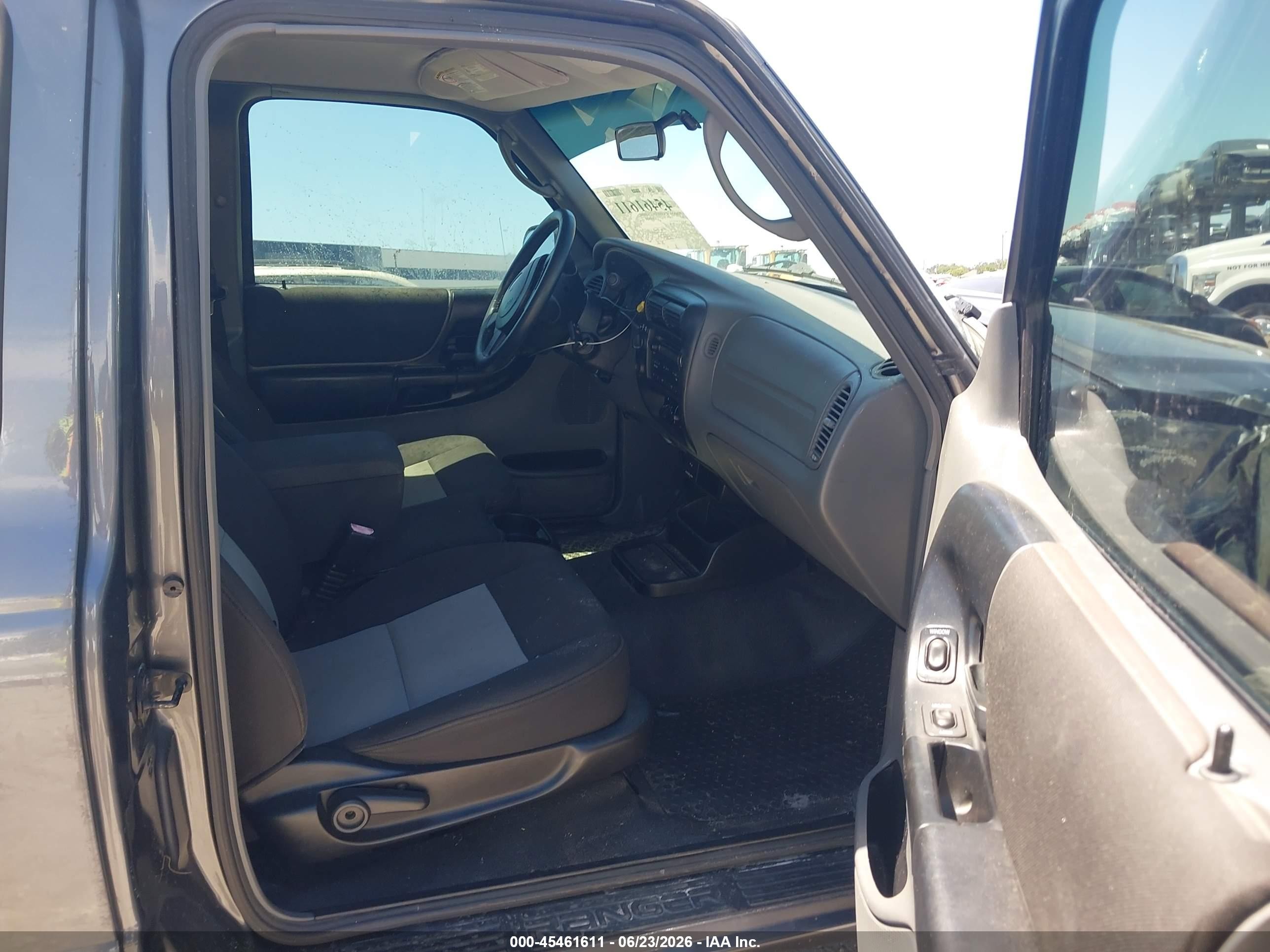 2004 Ford Ranger Xlt Gray vin: 1FTZR15E44PB13616