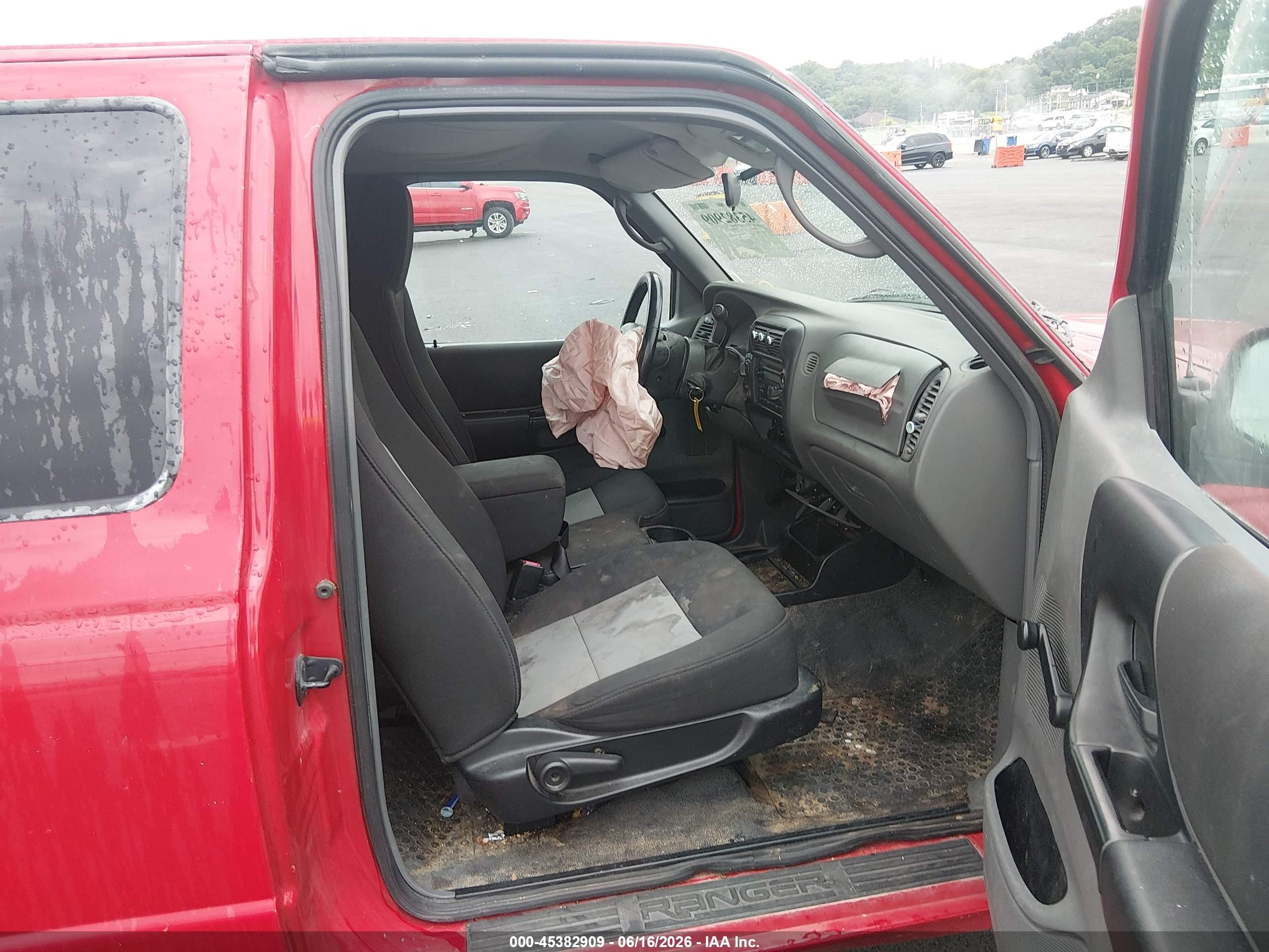 2004 Ford Ranger Xlt Red vin: 1FTZR15E74PB62454