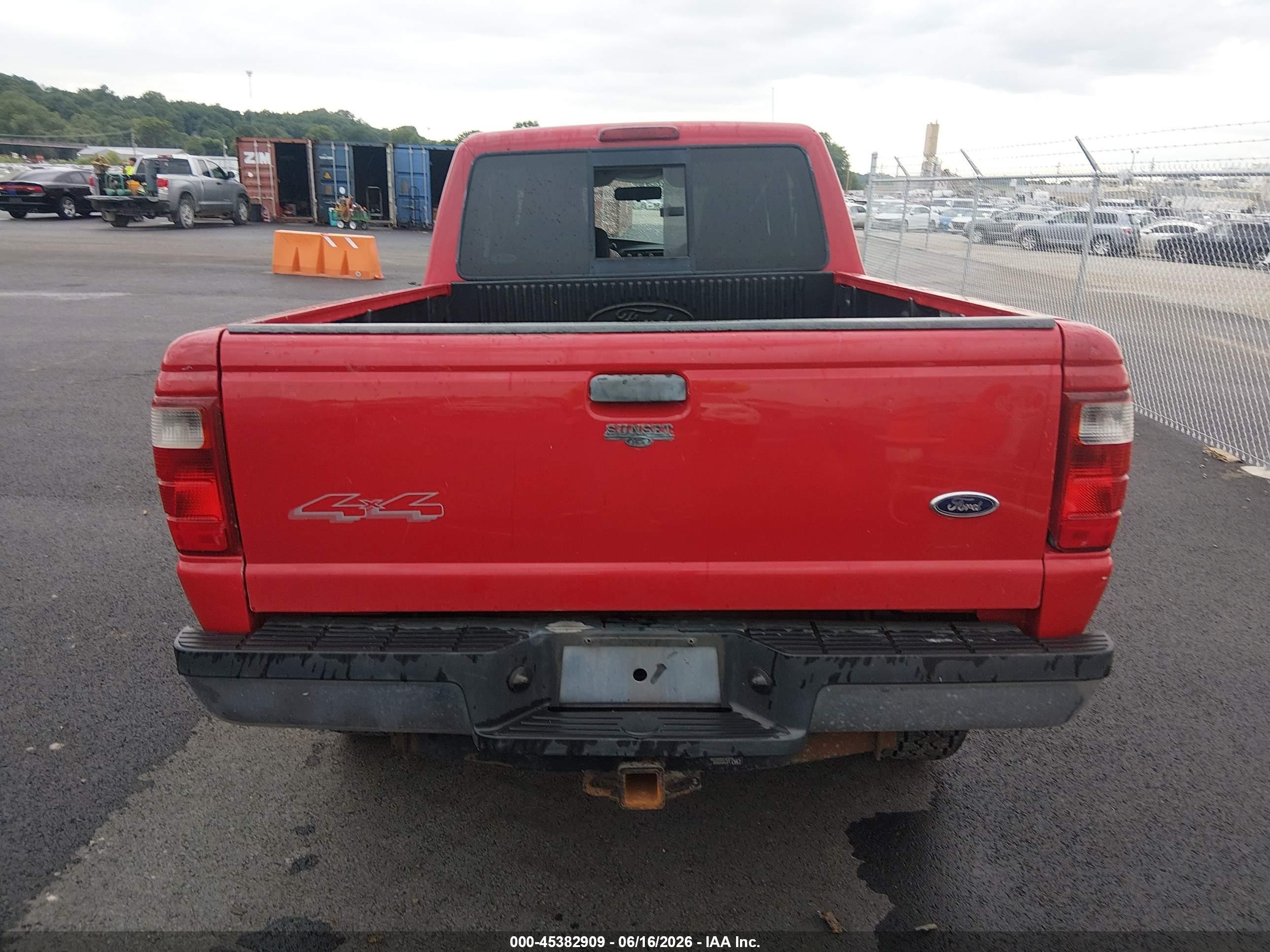2004 Ford Ranger Xlt Red vin: 1FTZR15E74PB62454