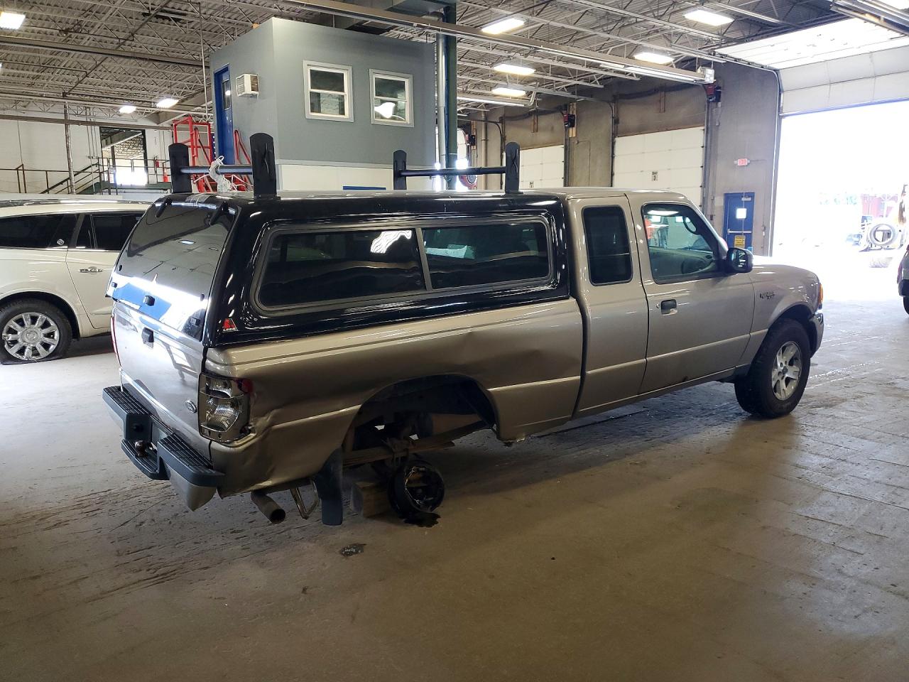 2004 Ford Ranger Super Cab Бежевый vin: 1FTZR15E74PB66102